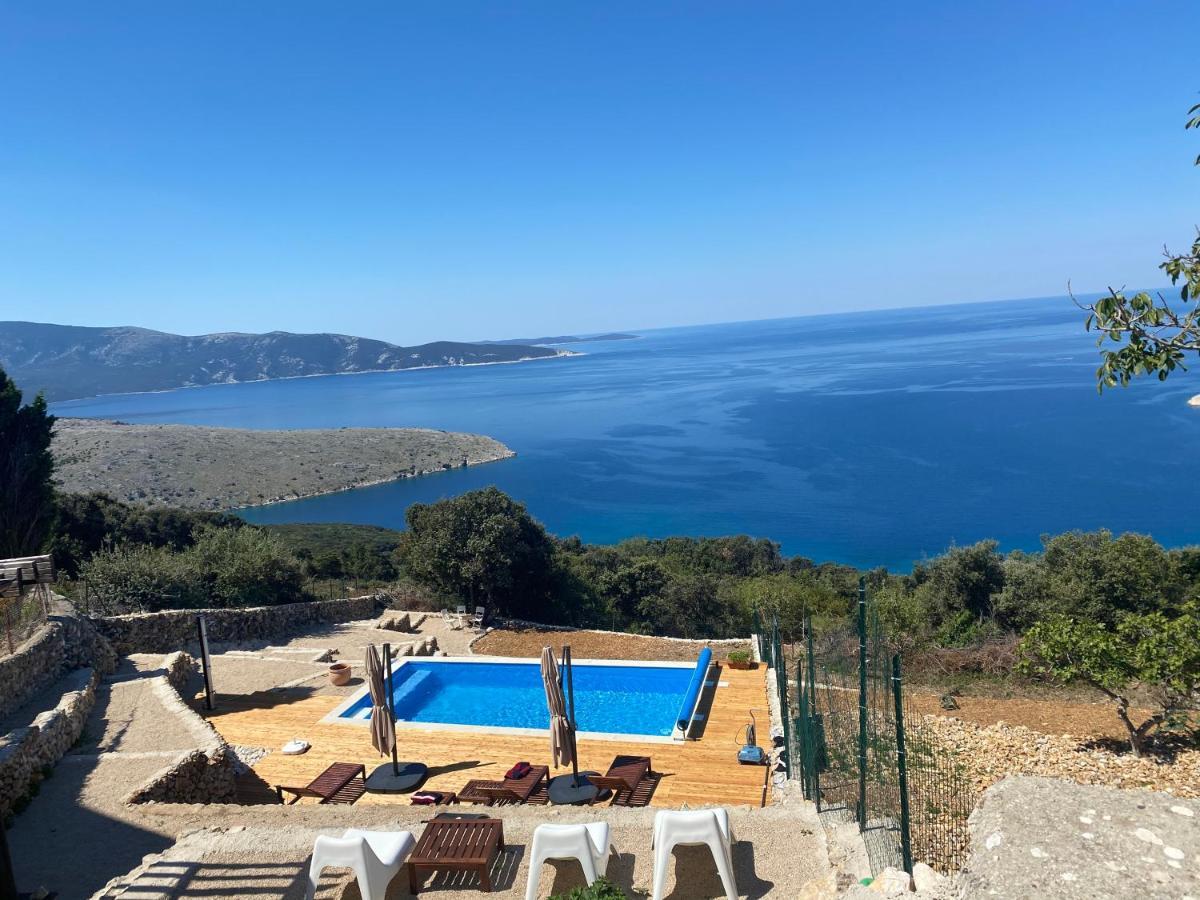 Vita Vacation Home Ustrine Buitenkant foto