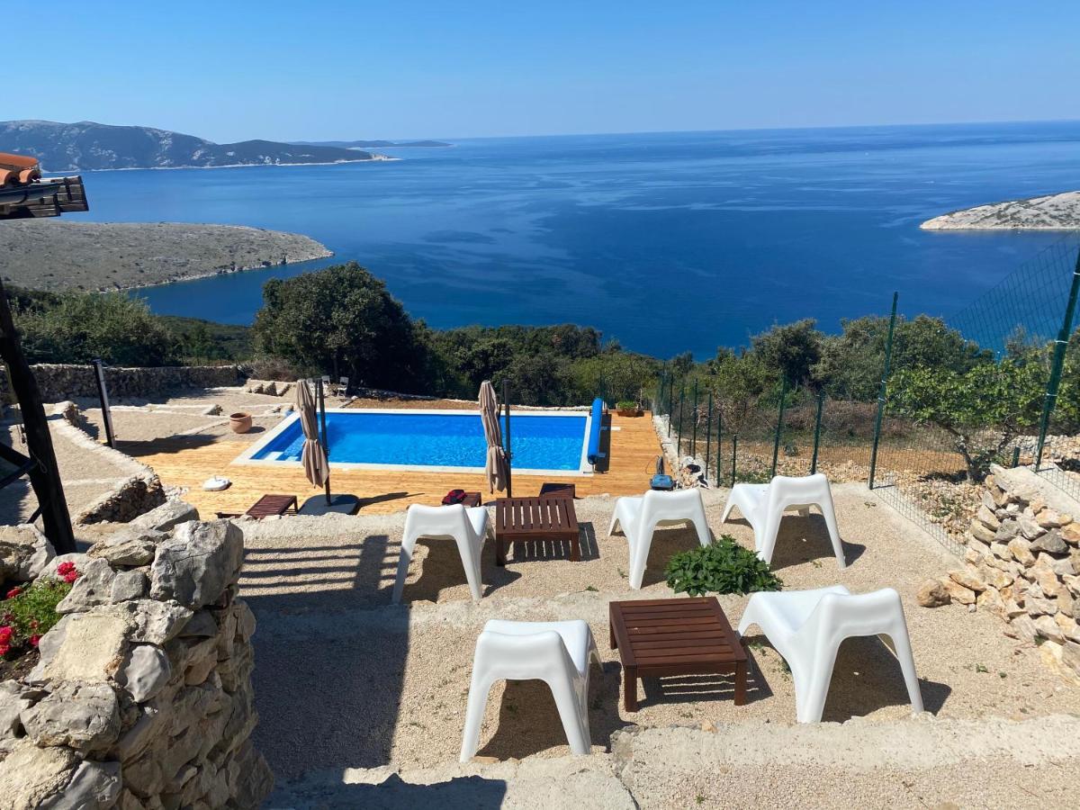 Vita Vacation Home Ustrine Buitenkant foto