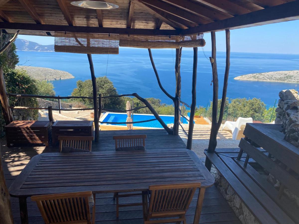 Vita Vacation Home Ustrine Buitenkant foto